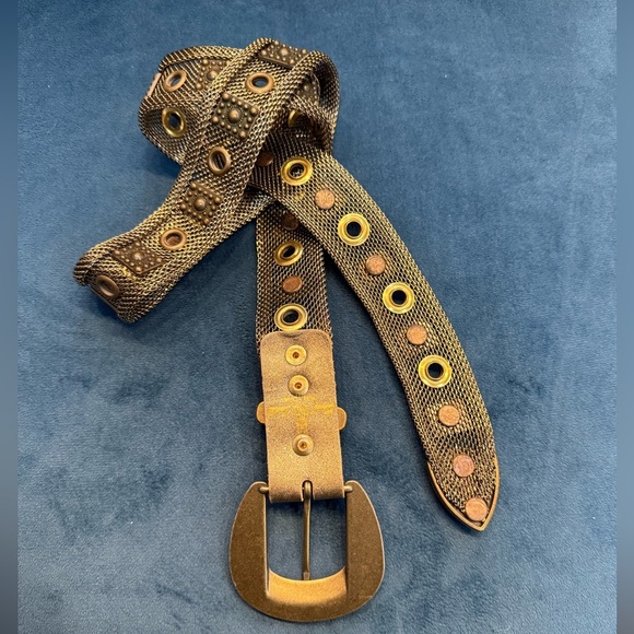Sand Castle Vintage 80's USA Bronze Pewter Gold Color Mesh Metal Studded Belt - Picture 3 of 4